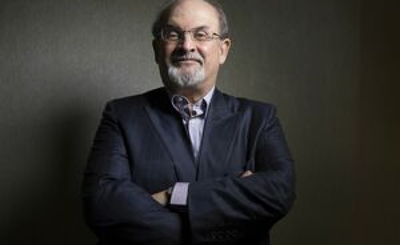Salman Rushdie spune că scriitorii şi-au pierdut influenţa în Occident