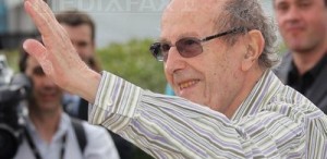 Cineastul Manoel de Oliveira isi sarbatoreste a 104-a aniversare prin munca