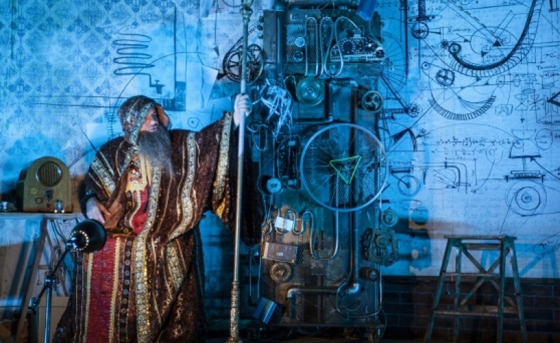 Teatrul Metropolis vă oferă 3 invitaţii duble la „Ţarul Ivan îşi schimbă meseria!“