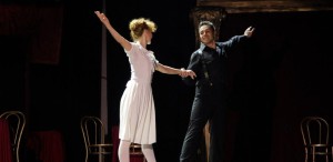 VIDEO Teatrul Naţional de Operetă „Ion Dacian“ lansează albumul de şansonete „Paris, mon amour“
