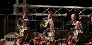 VIDEO Lawrence Foster dirijează Orchestra Română de Tineret la Festivalul „George Enescu“