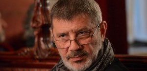 Mihai Măniuţiu, regizor: „În majoritatea sălilor din Bucureşti, am un somn foarte, foarte plăcut“