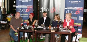 Docuart - Caravana documentarelor ajunge în cinci oraşe 