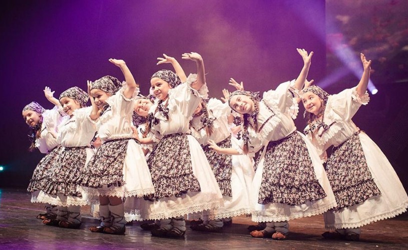 Gala Culturală Româno-Turcă: spectacol cu 350 de elevi, la Sala Palatului