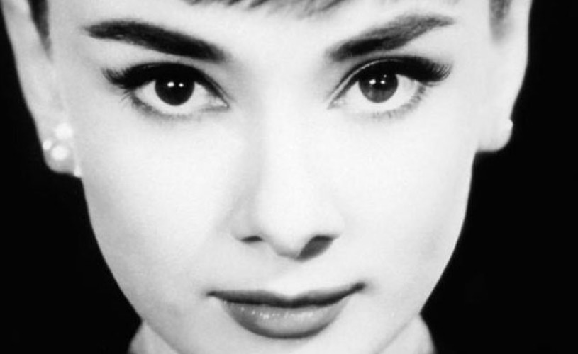 Audrey Hepburn – cea mai frumoasă femeie din ultimii 50 de ani