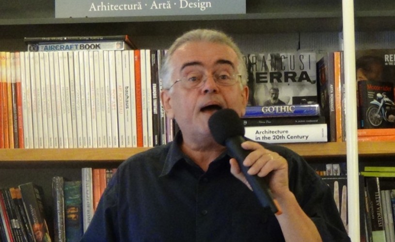 Dan C. Mihăilescu: „Simțim rapid, trăim rapid, murim sufletește rapid”