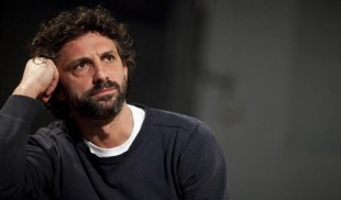 Andi Vasluianu, 42