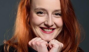 Ana Bianca Popescu: „Aștept oamenii să vină la teatru și să le dea credit actorilor tineri”