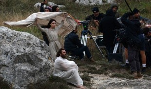 A aparut trailerul filmului Maria Magdalena, cu Joaquin Phoenix şi Rooney Mara