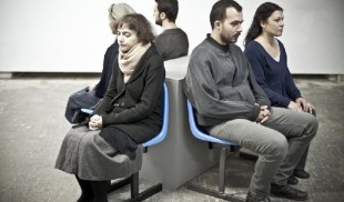 Nu suntem singurii care nu s-au născut în locul potrivit