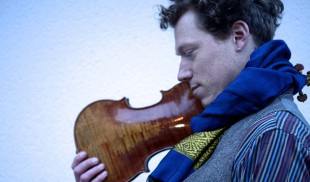 Muzicianul Max Baillie: „Mai degrabă, muzica te alege!”