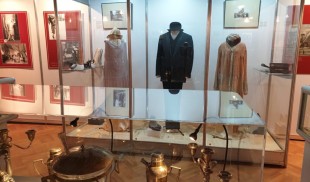 Îndrăzneală și strălucire. Bucureștiul interbelic și moda lui