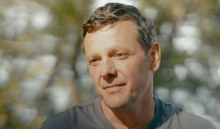 Celebrii actori Șerban Pavlu și Sergiu Costache joacă două roluri speciale în filmul „Băieții buni ajung în Rai”
