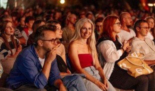 Miruna Berescu: „Văd Festivalul Anonimul ca pe o construcție masivă, însă fragilă“