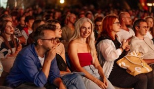 Miruna Berescu: „Văd Festivalul Anonimul ca pe o construcție masivă, însă fragilă“