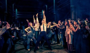 „Marele Gatsby” – un spectacol de teatru imersiv, în premieră în România