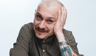 “Nu alegem artiștii după cât de bine vând. Vrem să oferim publicului muzică pe care poate nu a mai auzit-o niciodată”