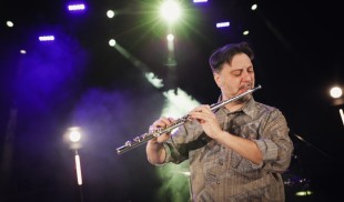 Muzică clasică, în inima orașului, în piața Festivalului „George Enescu”