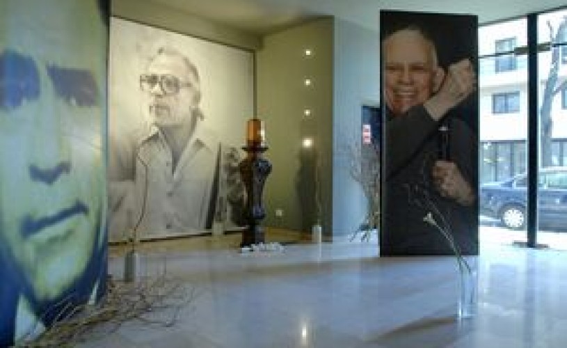 Teatrul Bulandra împlineşte astăzi 65 de ani de la inaugurare