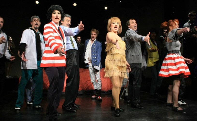 Teatrul Metropolis, o poveste de succes – de la susţinerea dramaturgiei clasice la Aleea Celebrităţilor
