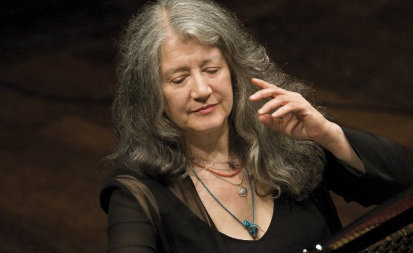 Legendara pianistă Martha Argerich revine pe scena Festivalului Enescu 2017, după zece ani