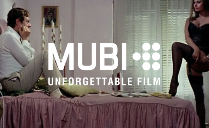 Cum să vezi filme de artă ieftin din fotoliul de acasă