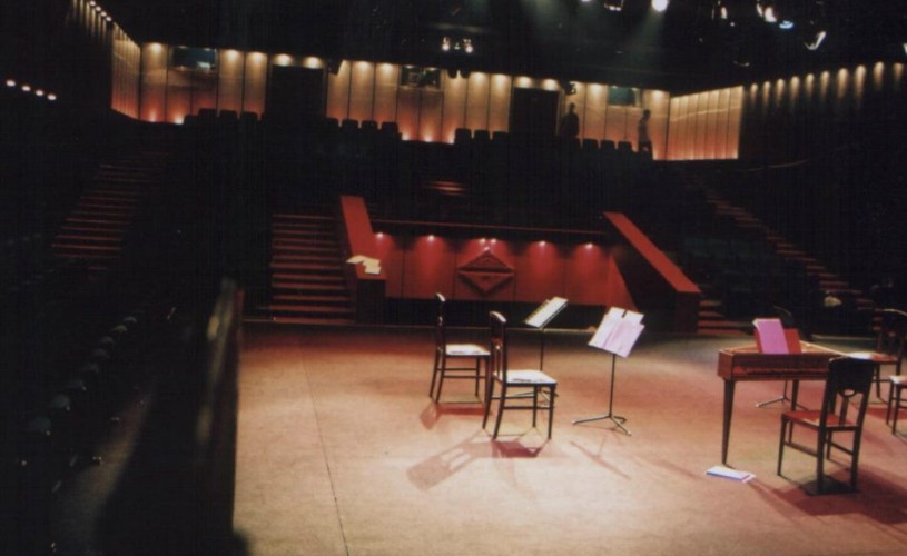 Teatrul Bulandra si Smart TV Management vor produce spectacole de teatru online!