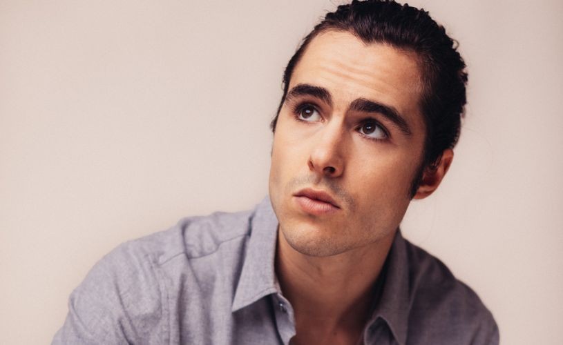 Ben Schnetzer va juca rolul celebrului dirijor român Sergiu Celibidache în filmul „Cravata galbenă”