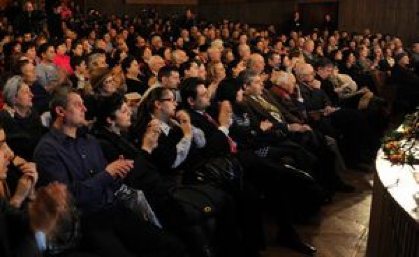Vineri, în patru oraşe: Noaptea Albă a Filmului Românesc