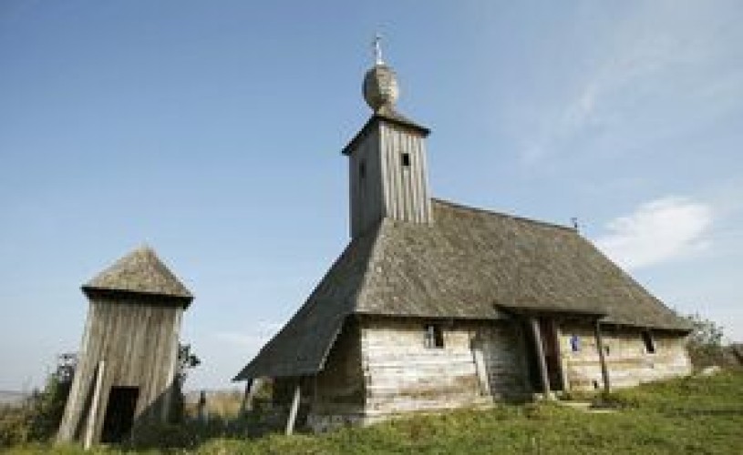 Bihor, Zilele Europene ale Patrimoniului: Bisericile de lemn şi meşterii populari, în expoziţii foto