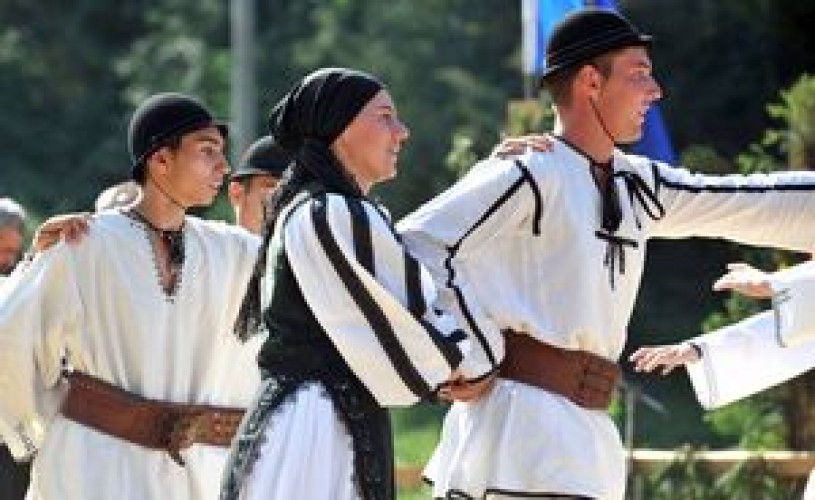 Sibiu: Ansamblul Profesionist “Junii Sibiului” va pune în scena primul spectacol de teatru muzical coregrafic