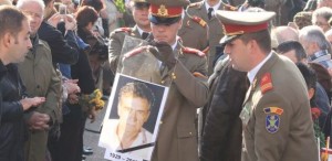 Iurie Darie a fost înmormântat cu onoruri militare