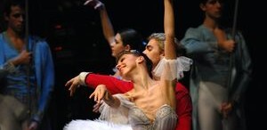 Feerie in coregrafia si scenografia baletului 'Spargatorul de Nuci' in premiera