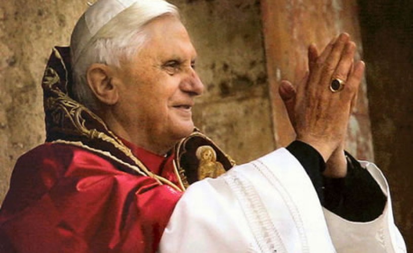 Papa Benedict al XVI-lea face apel la o presa cu mai putine subiecte negative