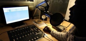 Topul celor mai ascultate posturi de radio româneşti. Cine conduce în clasament?