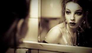 Ilinca Manolache: „Fără aripi suntem doar pietoni“