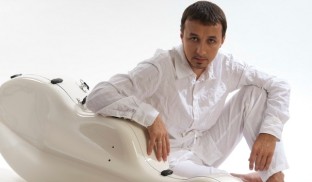 Câştigă două invitaţii la concertul lui Răzvan Suma!