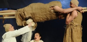 GALERIE FOTO Titlul de cel mai bun spectacol de teatru al anului rămâne la Sibiu