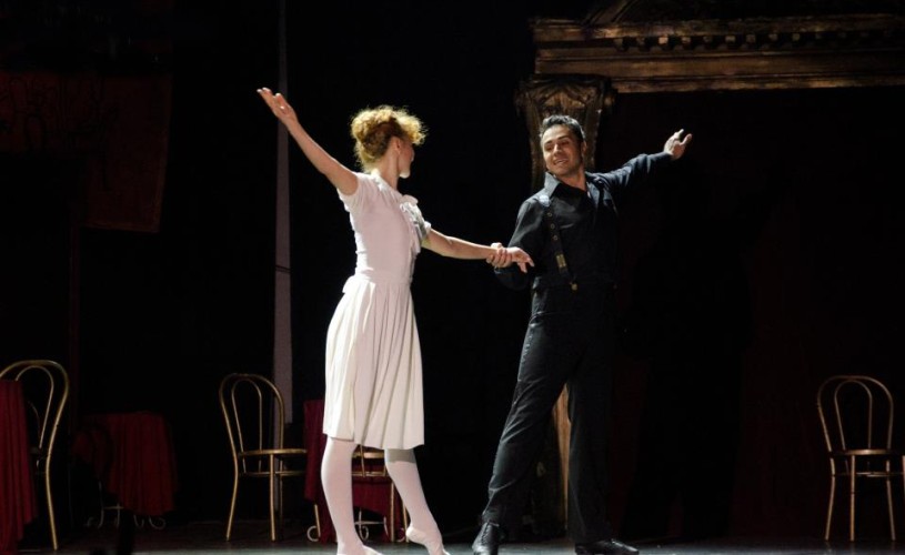 VIDEO Teatrul Naţional de Operetă „Ion Dacian“ lansează albumul de şansonete „Paris, mon amour“