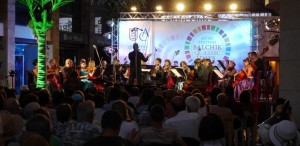 VIDEO Orchestra Naţională Radio, dirijorul Tiberiu Soare şi soliştii Gabriel Croitoru şi Horia Mihail, aplaudaţi la Balcic