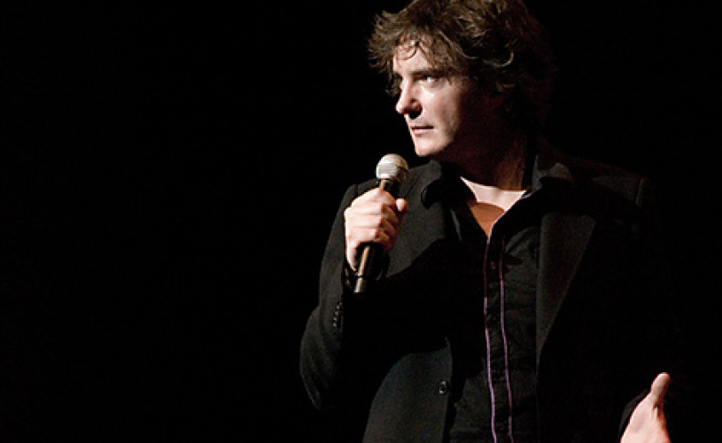 VIDEO Actorul irlandez Dylan Moran va susţine un show de stand-up comedy, pe 8 octombrie, la Bucureşti