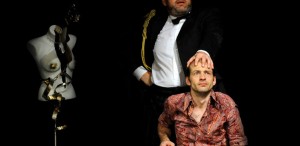 Comedie neagră – zâmbete în întuneric