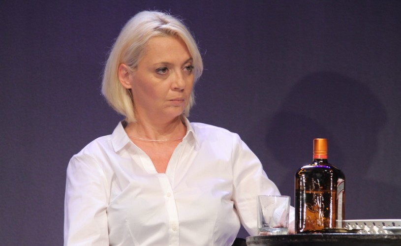Teatrul Metropolis – 6 ani de existenţă. 6 invitaţii duble la spectacolul „Sex“, cu Emilia Popescu!