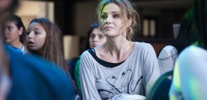 Lia Bugnar: „Teatrul e o minciună foarte adevărată atunci când e spusă bine“