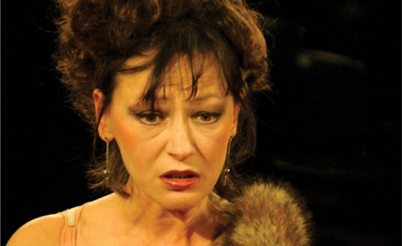 Anca Bejenaru, actriţa Teatrului Nottara, împlineşte 35 de ani!