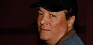 George Alexandru împlineşte 56 de ani!