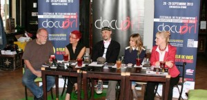 Docuart - Caravana documentarelor ajunge în cinci oraşe