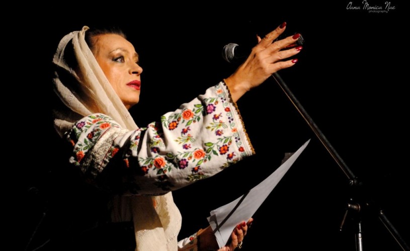 Adriana Trandafir: „Nu sunt roaba țoalelor și a mondenităților“