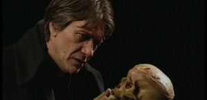 ,,Hamlet” cu Marcel Iureș - luni, la TVR 2