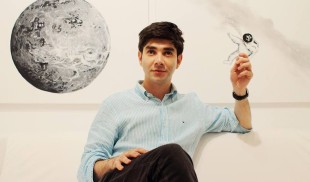 Rareş Florin Stoica, actor: „Când sunt pe scenă mi se pare că teatrul dansează“